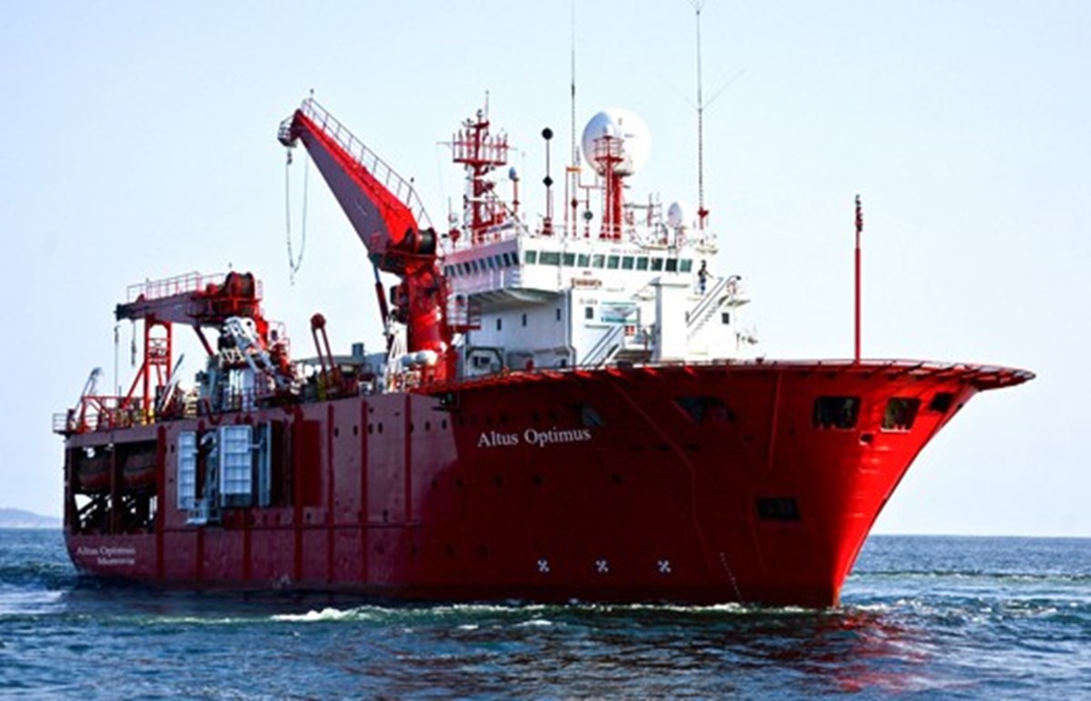 Red ship